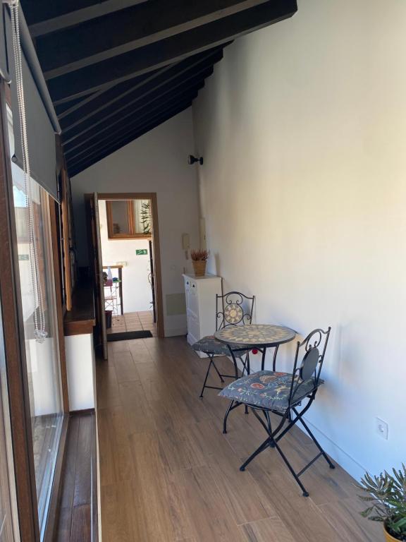 Kuchyň nebo kuchyňský kout v ubytování Apartamentos del Casco