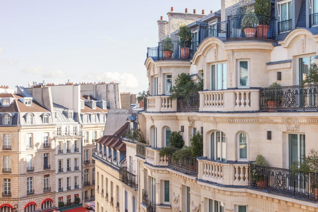 Hotels in Paris