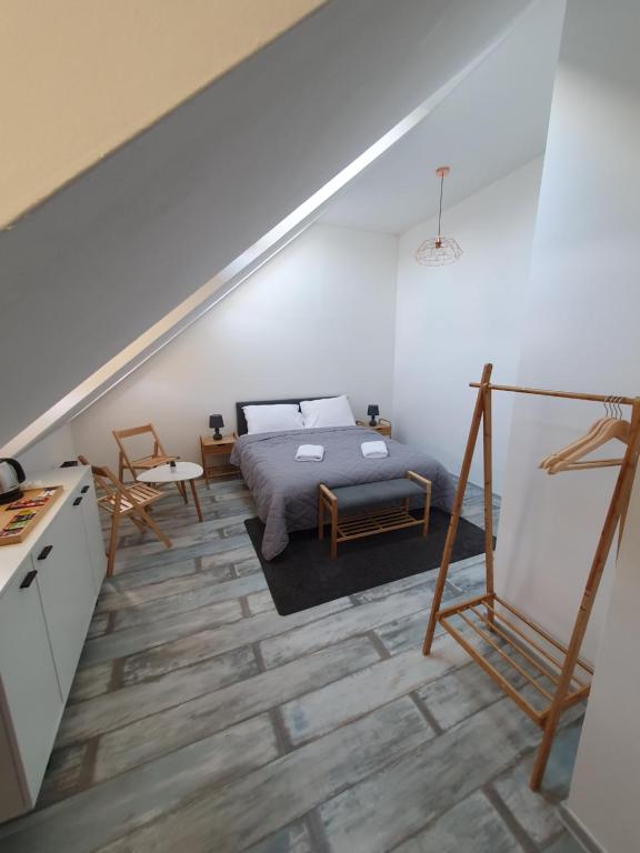 WE STAY APARTMENTS - Deluxe Double Room