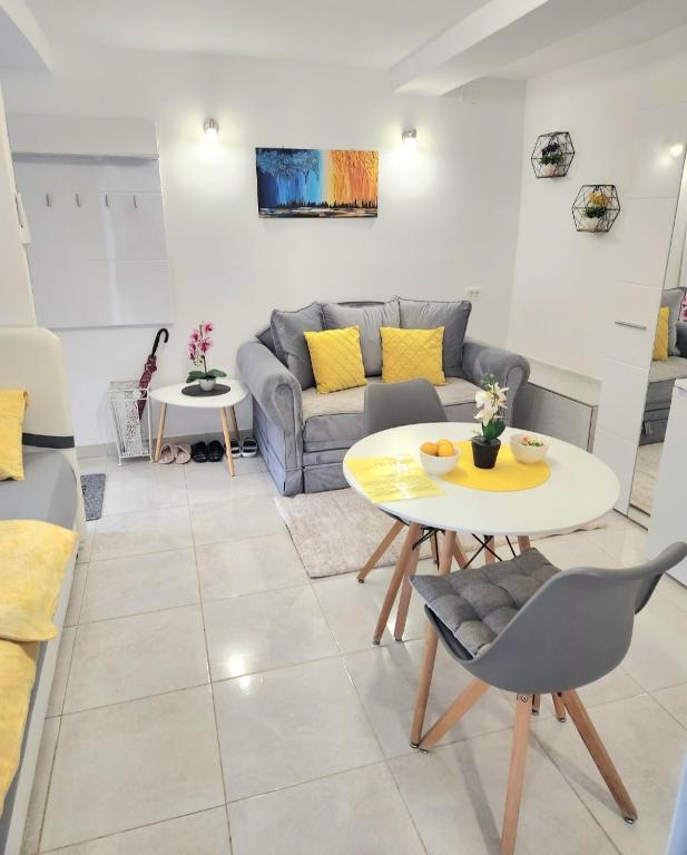 Apartment Marina - 19