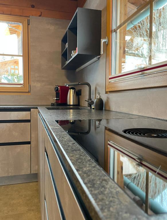 Kuchyňa alebo kuchynka v ubytovaní Chalet Kleinbergsonne