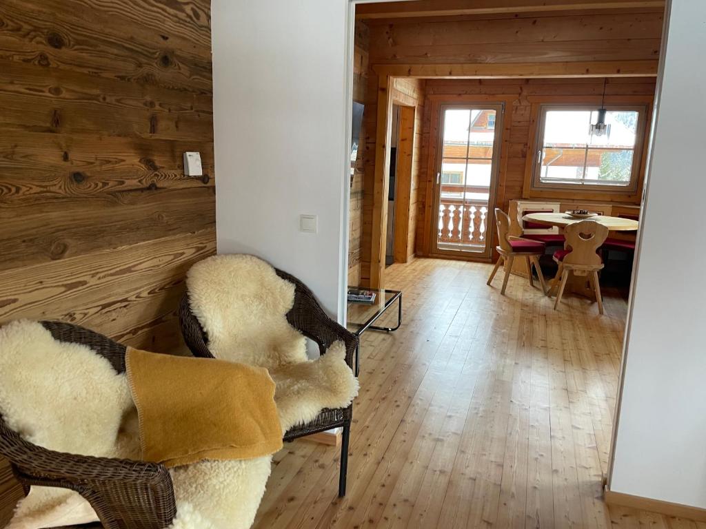 Posedenie v ubytovaní Chalet Kleinbergsonne