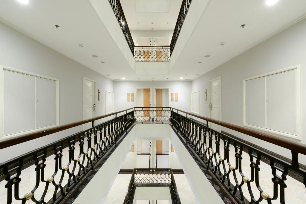 Centre Point Chidlom - Resim 41