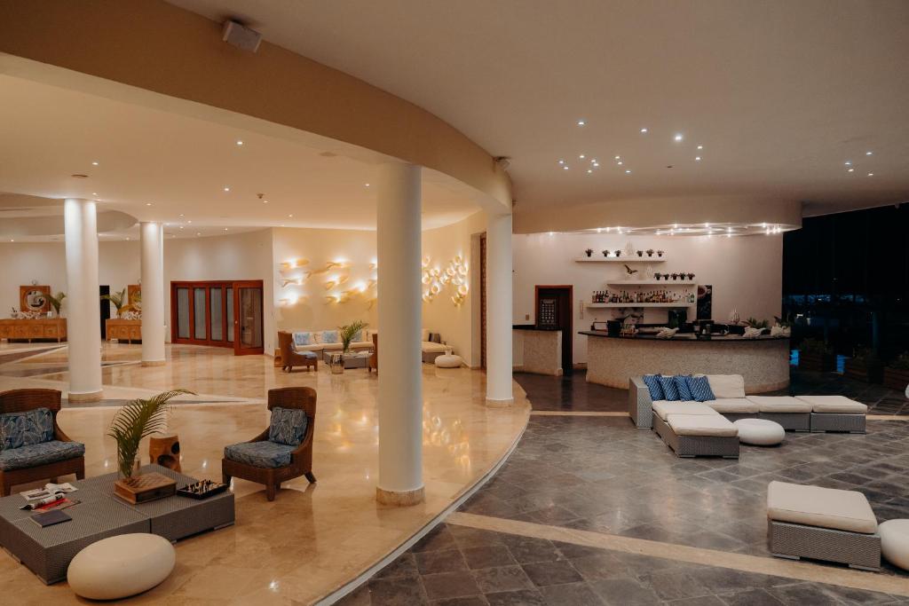 Posezení v ubytování The Bannister Hotel & Yacht Club by Mint