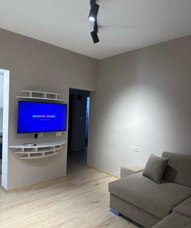 4SeasonsGea,Urban Lifestyle Apartment,Tirana - Image 4