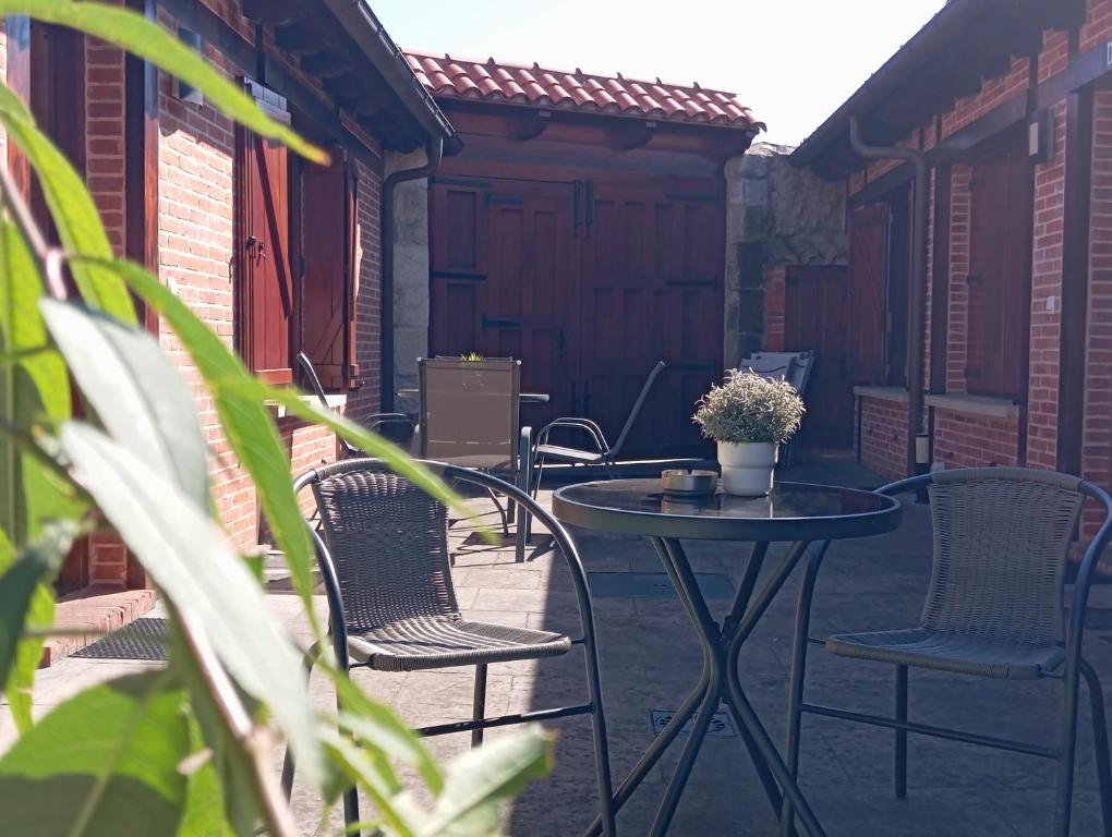 Imagen de la galería de Apartamentos Las Cuadras de Estaños, en Muriedas