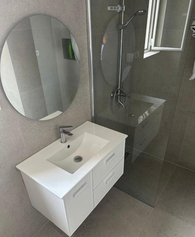 4SeasonsGea,Urban Lifestyle Apartment,Tirana - Image 3