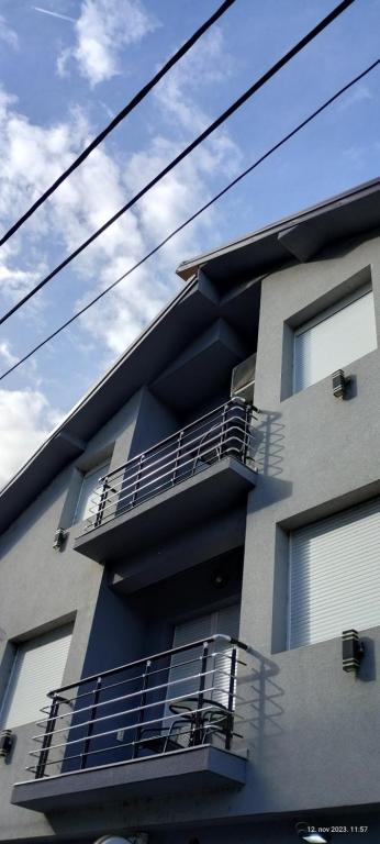 Budova, kde se apartmán nachází