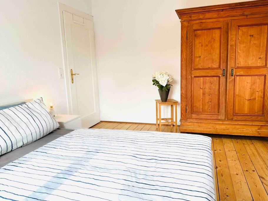 Katil atau katil-katil dalam bilik di Linas Landhaus (nahe Heidelberg) - Komplettes Haus