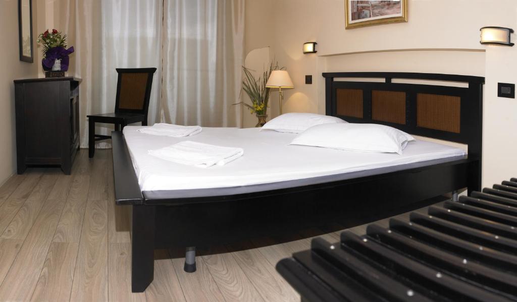 Vila Caviar - Habitación Doble Con Baño Privado