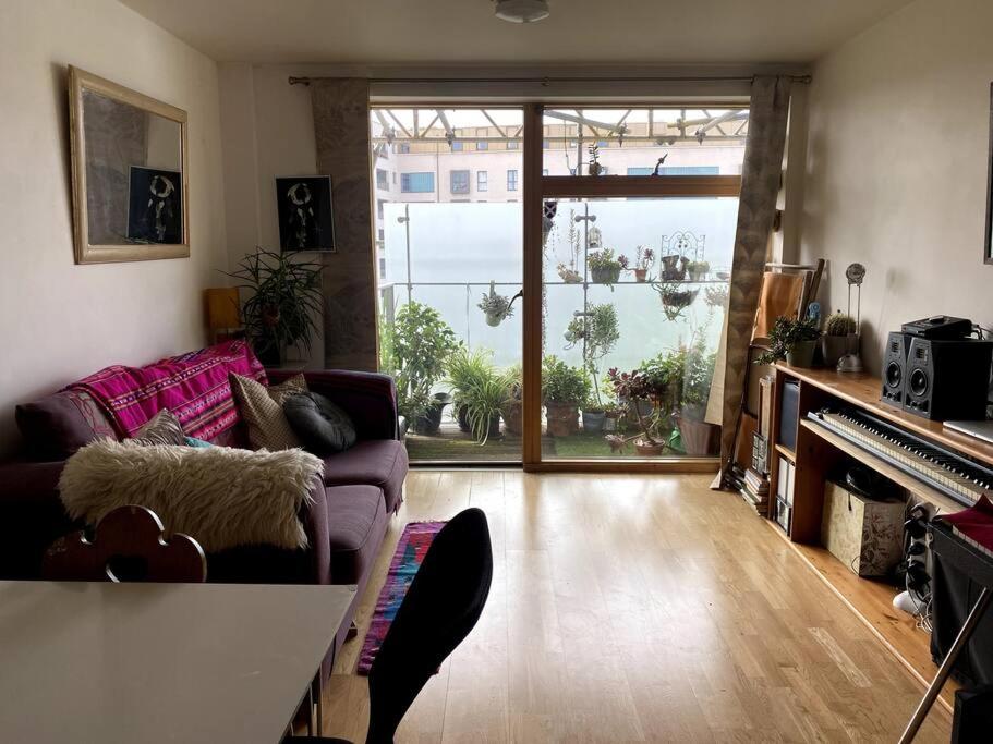 Apartment Famous Portobello Road, London, UK