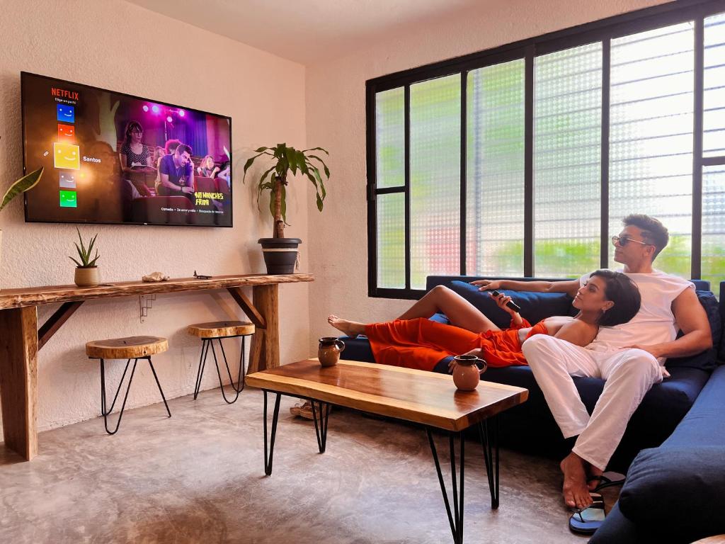 TV a/nebo společenská místnost v ubytování Hotel and hostel KAB