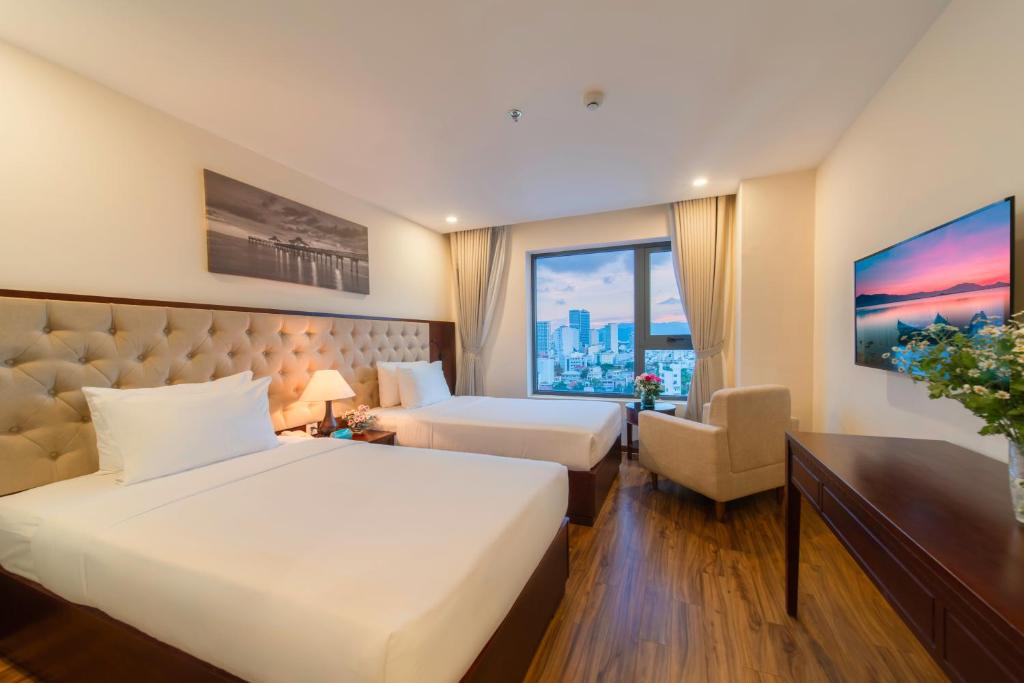 Phòng Deluxe Giường Đôi/2 Giường Đơn Nhìn Ra Thành Phố