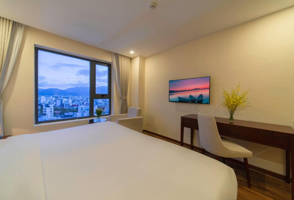 Phòng Deluxe Giường Đôi/2 Giường Đơn Nhìn Ra Thành Phố