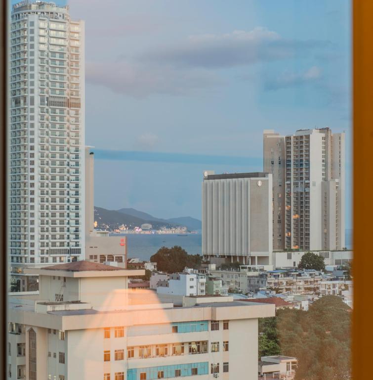 Phòng Deluxe Giường Đôi/2 Giường Đơn Nhìn Ra Thành Phố