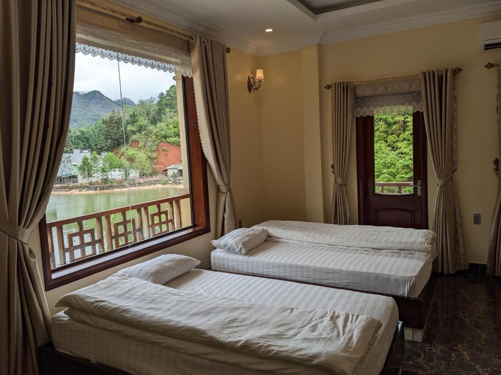 Lolo Heritage Resort - Family Room