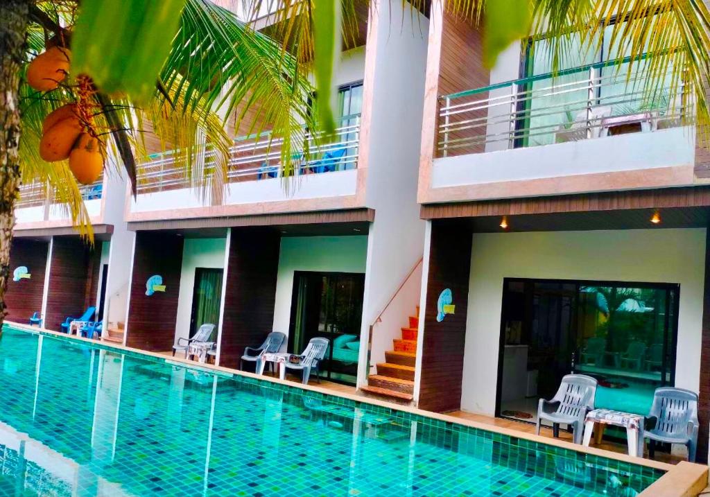 Rimnatee Resort Trang - Chambre Lit King-Size Avec Vue Sur Piscine