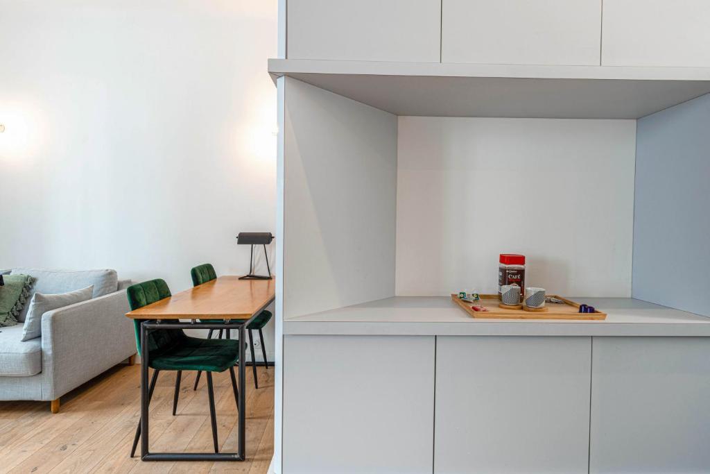 Część wypoczynkowa w obiekcie Appartement Architecte Catalans- Bord de mer