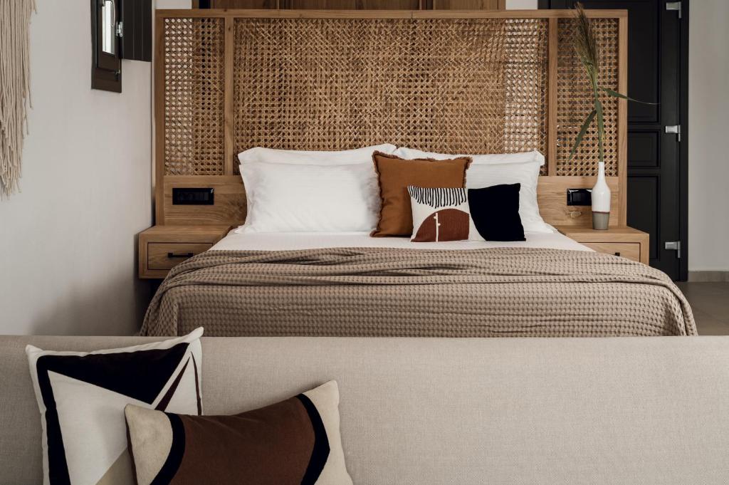 Postel nebo postele na pokoji v ubytování Sundunes Hotel Naxos