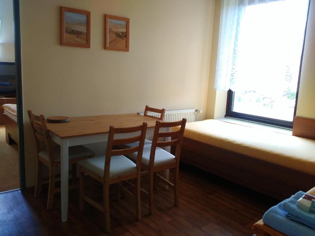 Postel nebo postele na pokoji v ubytování Penzion Eden Turnov
