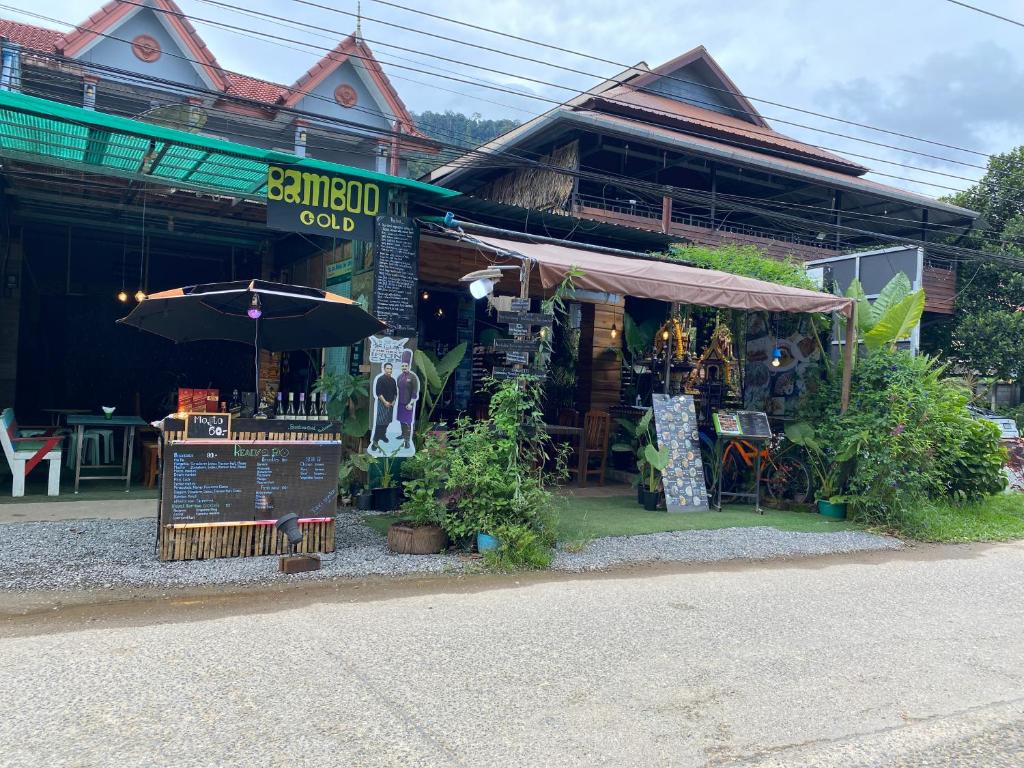 Bamboo gold Houses - 14