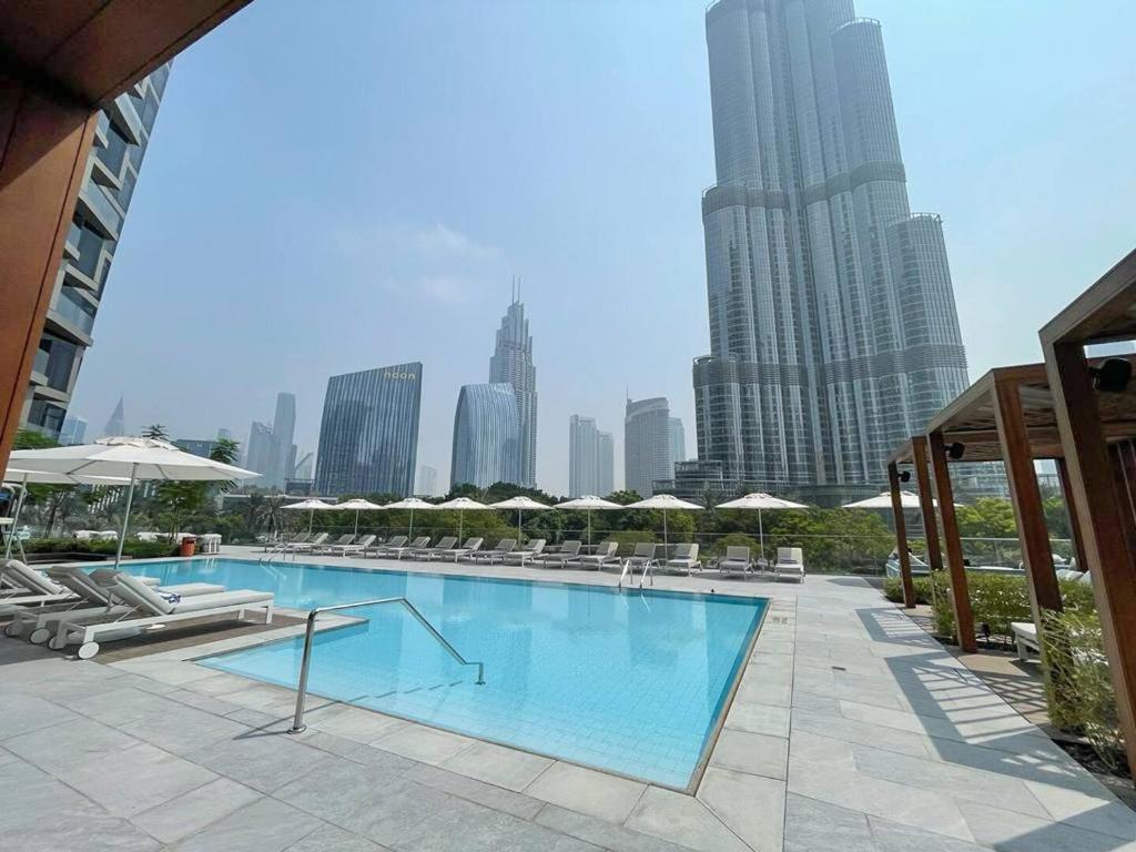 Fotografie z fotogalerie ubytování Primestay - Address Residences Opera T1 3BR in Downtown Dubai v Dubaji