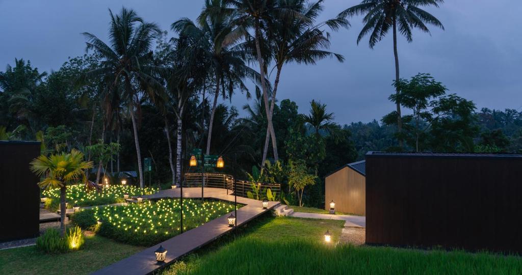 Zahrada ubytování Bobocabin Ubud, Bali