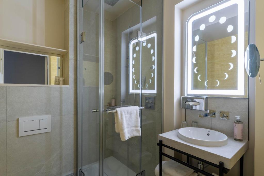 Koupelna v ubytování Hotel Astra Opera - Astotel