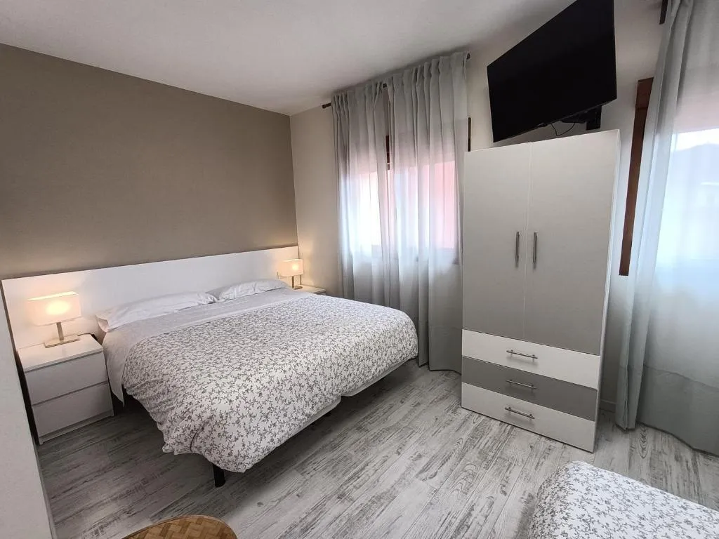 Los 10 mejores alojamientos de Munébrega, España | Booking.com