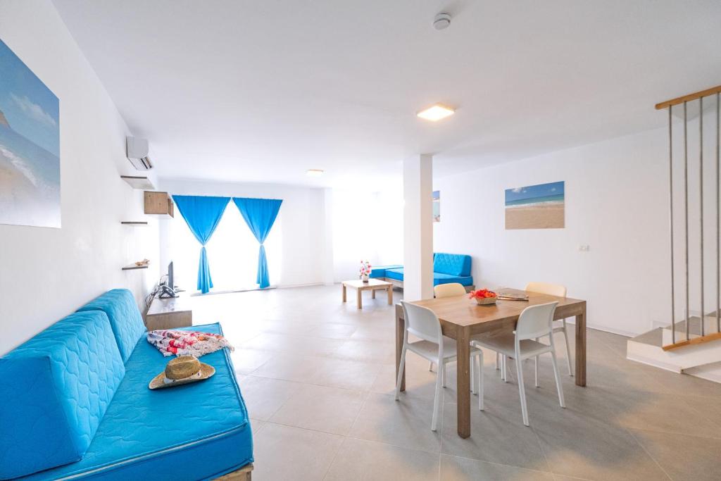 Posezení v ubytování Halos Casa Resort