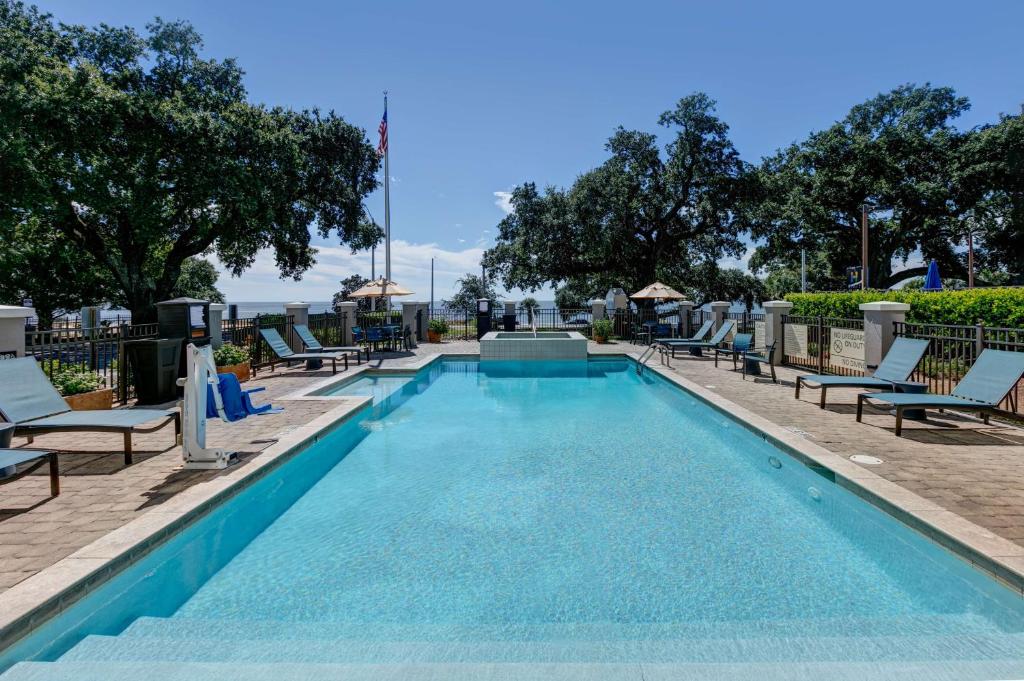 Hampton Inn Biloxi Beach Boulevard photo
