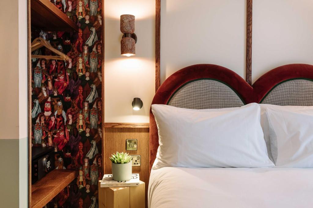 room2 Belfast Hometel - Resim 8