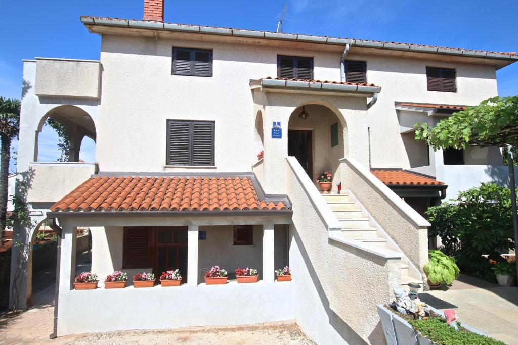 Apartments Ritoša - отзывы и видео