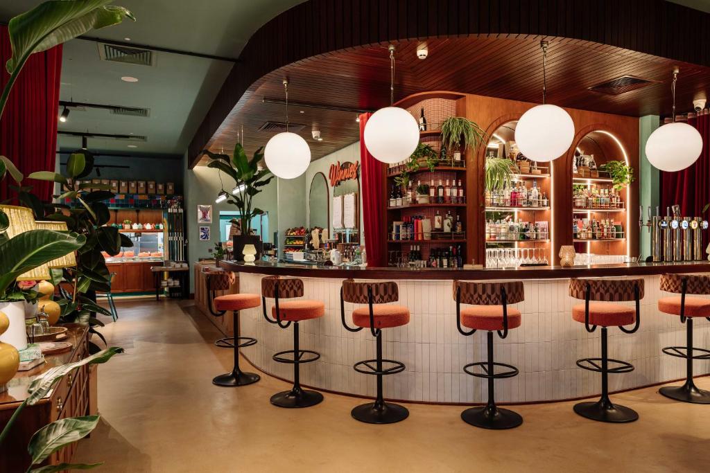 room2 Belfast Hometel - Resim 14