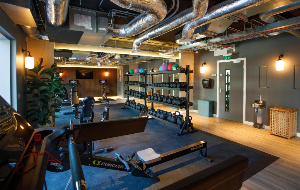 room2 Belfast Hometel - Resim 4