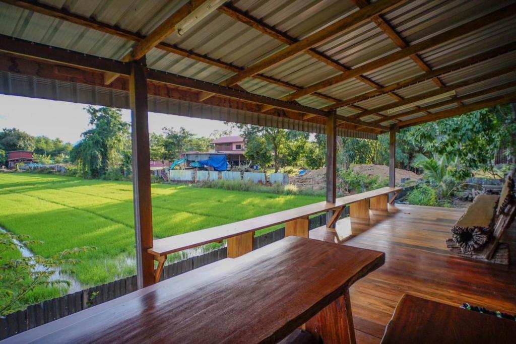 Zahrada ubytování Suk Sabai Homestay