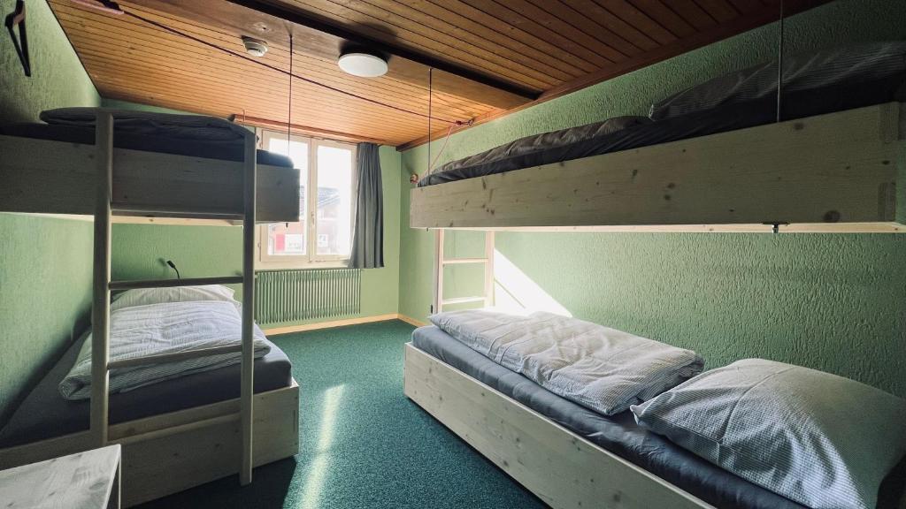 Postel nebo postele na pokoji v ubytování Hotel Alpina Einhorn - Self-Check-In