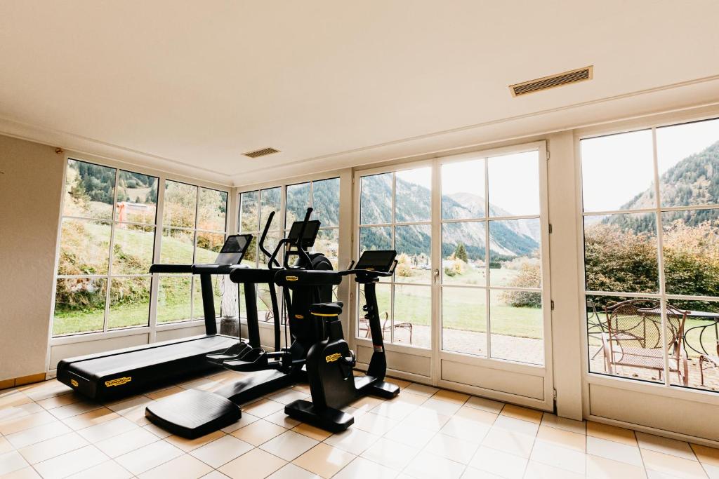 Fitness centrum a/nebo fitness zařízení v ubytování Hotel Hohenfels