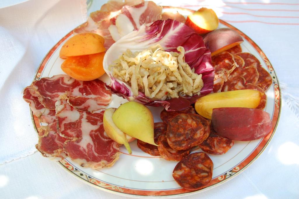 Cibo presso l'hotel o nelle vicinanze