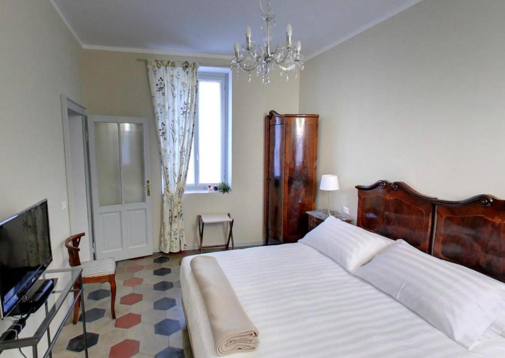 Locanda San Bernardo - Chambre Reine Avec Balcon
