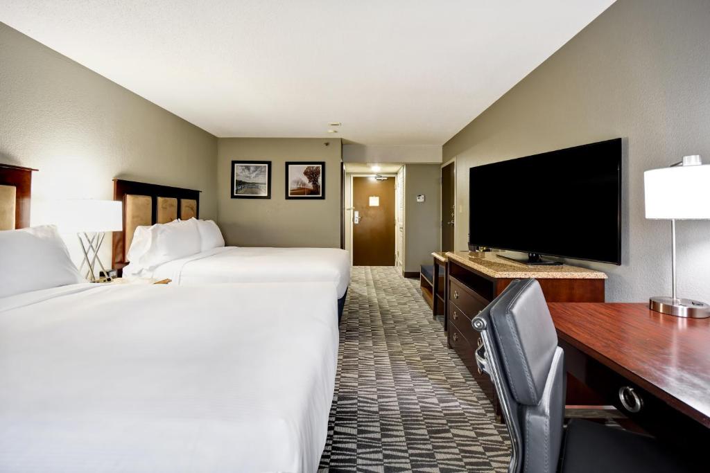 DoubleTree by Hilton Augusta - Queen Room Met Twee Queensize Bedden - Niet -roken