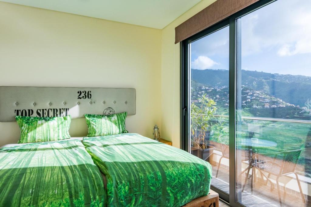 Guesthouse-TheView - Habitación Doble De Lujo Con Balcón