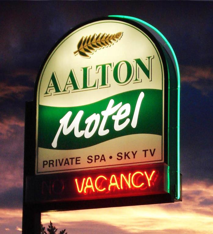 Certifikát, hodnocení, plakát nebo jiný dokument vystavený v ubytování Aalton Motel