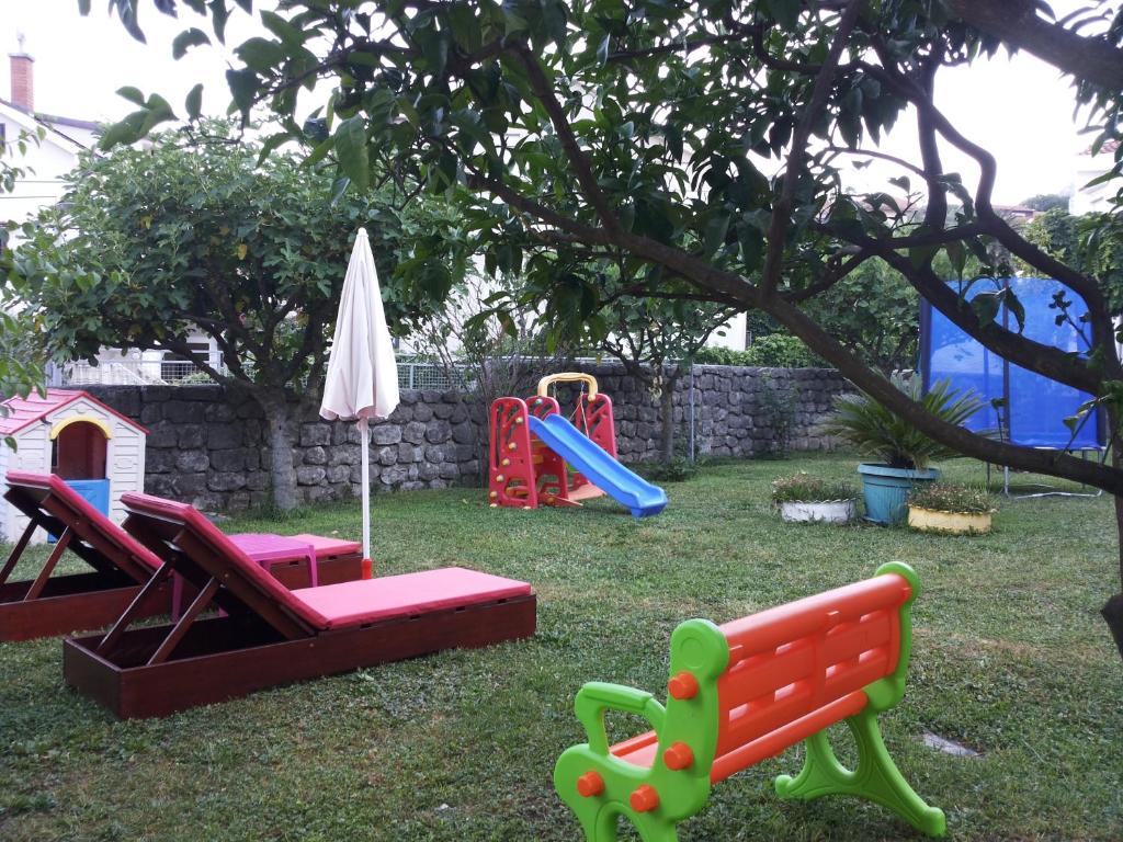 Rooms & Apartments Vukasović - 11