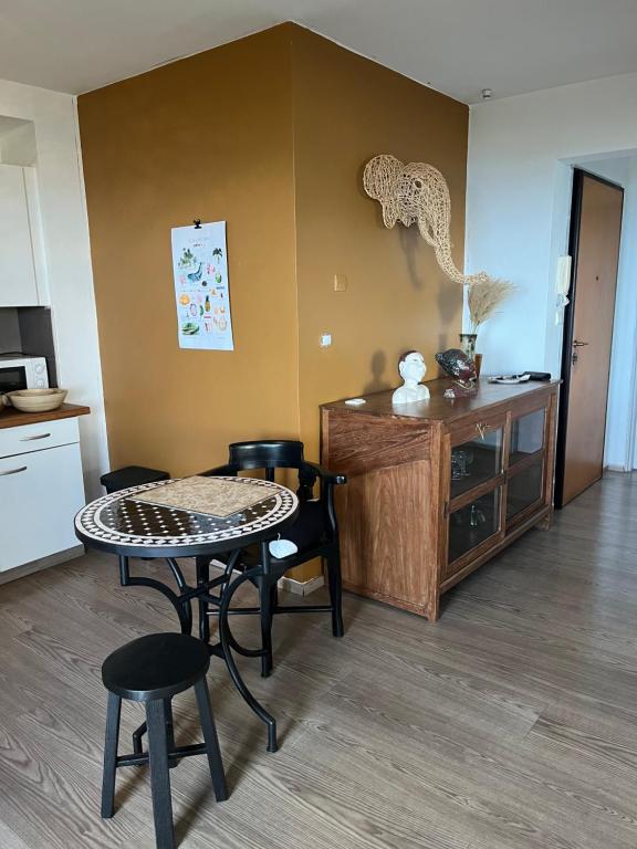 Kuhinja oz. manjša kuhinja v nastanitvi Aprile des îles .Appartement avec une jolie vue