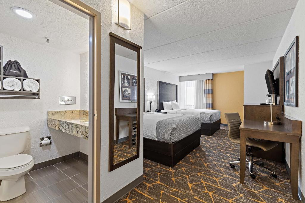 AmericInn by Wyndham Rochester Near Mayo Clinic photo