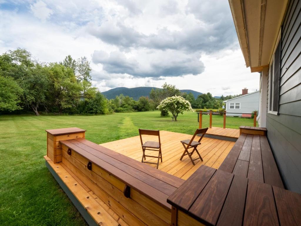 Berkshire Vacation Rentals Beautiful Downtown Home With Mountain Views