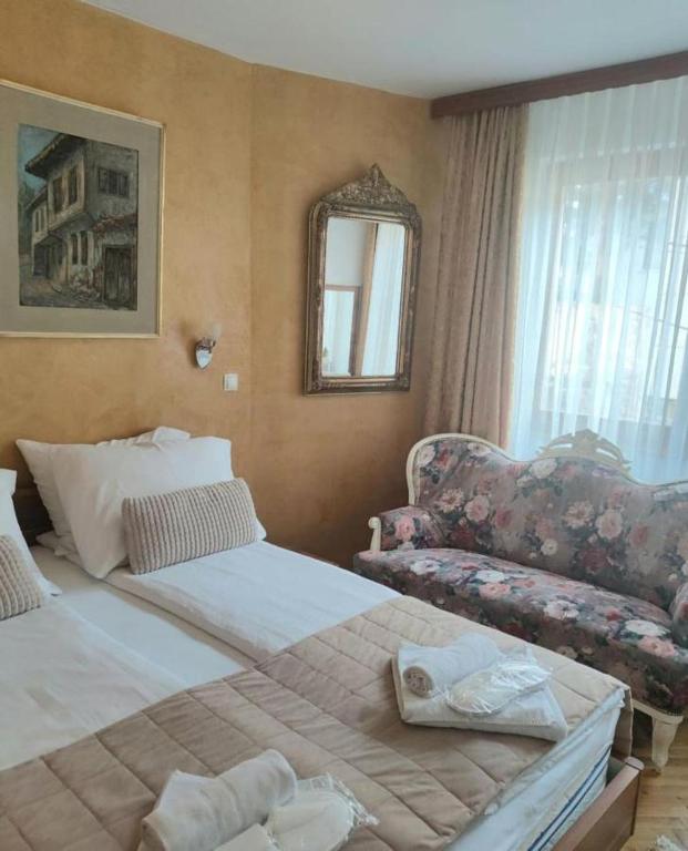 Hotel Herc Sarajevo客房内的一张或多张床位