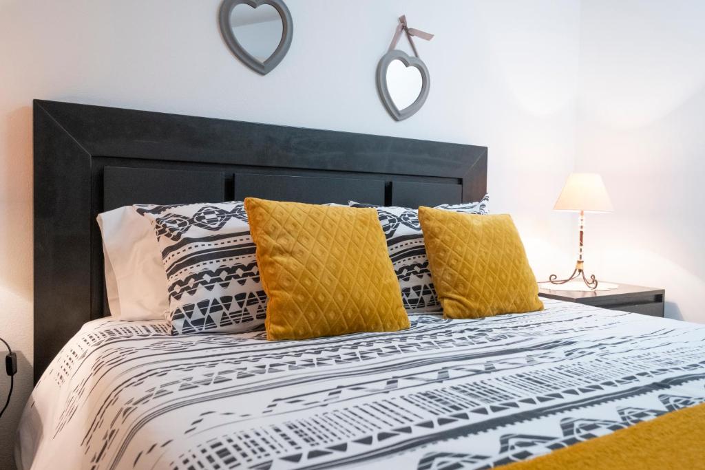 Postel nebo postele na pokoji v ubytování Sara House