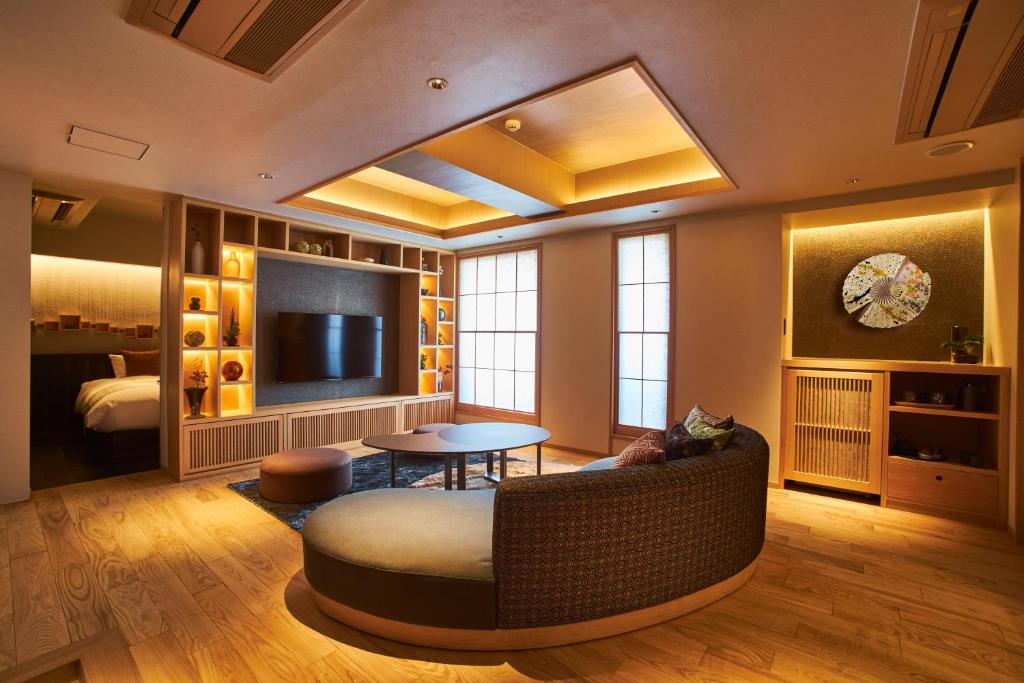 Posezení v ubytování SAKE Bar Hotel Asakusa